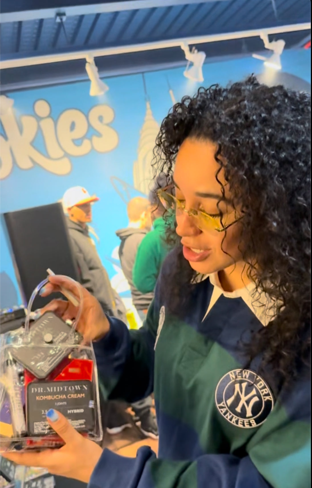 The Holiblaze – NYC’s Hottest Cannabis Holiday Party by  Cookies & DJ Steph Cakes Sponsored by Dr.Midtown